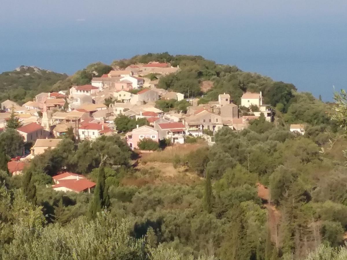 Villa Magda Makrades Bagian luar foto